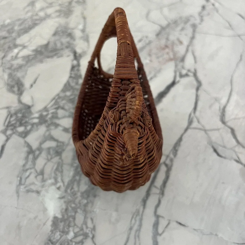 Vintage Round Chicken Woven Basket